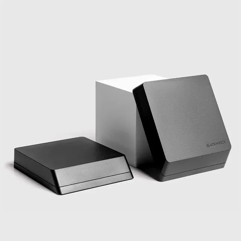 قاب محافظ ترازوی قهوه تایم مور مدل Black Mirror Nano