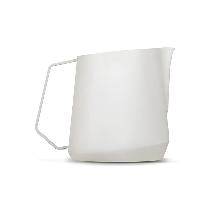 پیچر شیر بمبر 600 میل مدل GT Milk Pitcher رنگ سفید